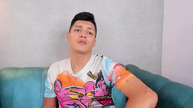 Julian_Fiire Webcamshow