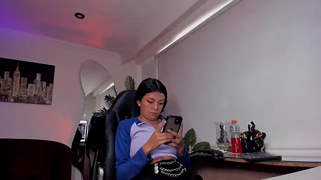 צ'אט XXX בשידור חי של Meghan320
