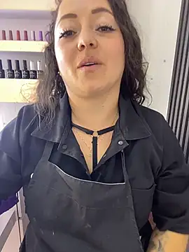 Nails_Lucia: απευθείας συνομιλία ΧΧΧ