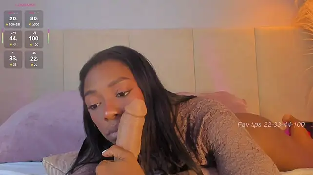 aprilebony_ Chat XXX in diretta