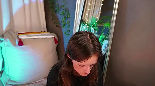 DolphinMorgentau's Live XXX Chat
