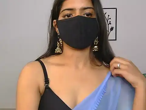 Ruchi-19 লাইভ XXX চ্যাট