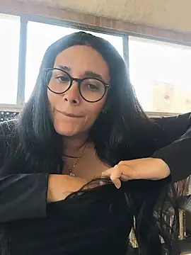 Chat XXX en directo de Annya-sweet