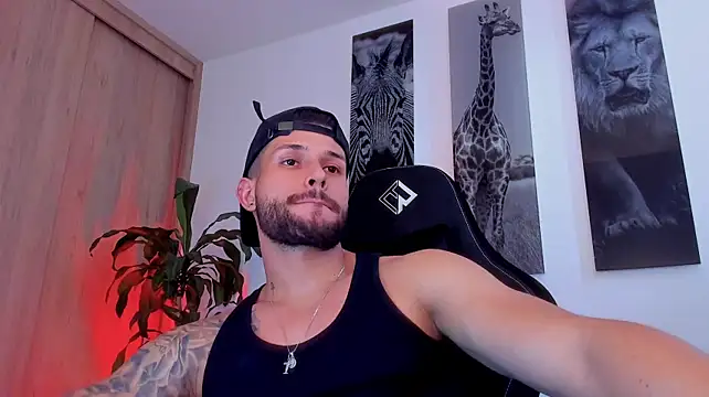 Chat +18 de Santos_ramirez1 ao vivo