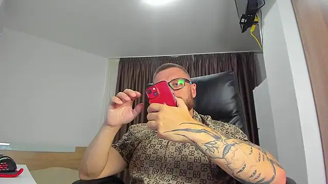 Вебкам-шоу Findom_guy