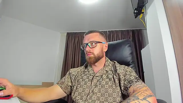 Онлайн чат XXX Findom_guy