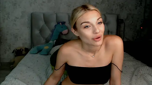 Chat +18 de Ella_Milla ao vivo