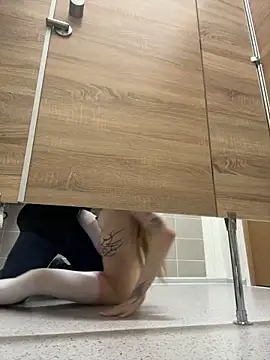 Živý XXX chat babydolll