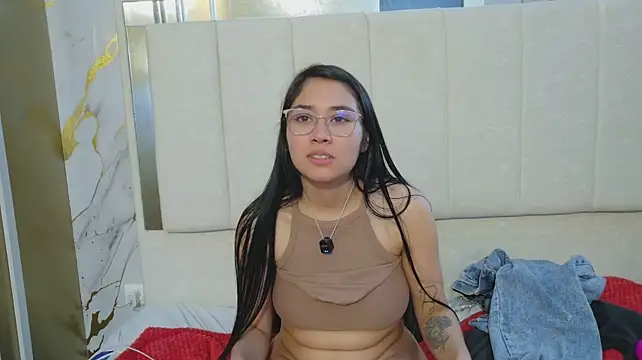 adaira31's Live XXX Chat