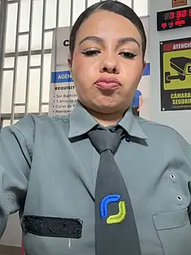 Chat XXX ao vivo de Ariana-07