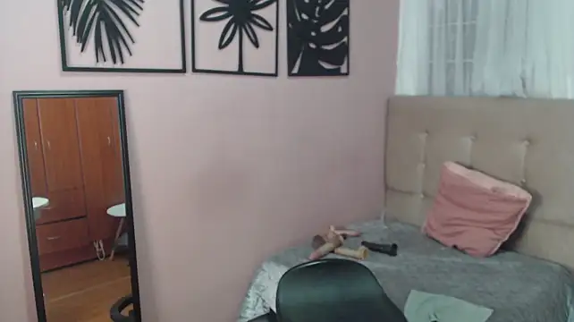 amara_rousse1's Live XXX Chat