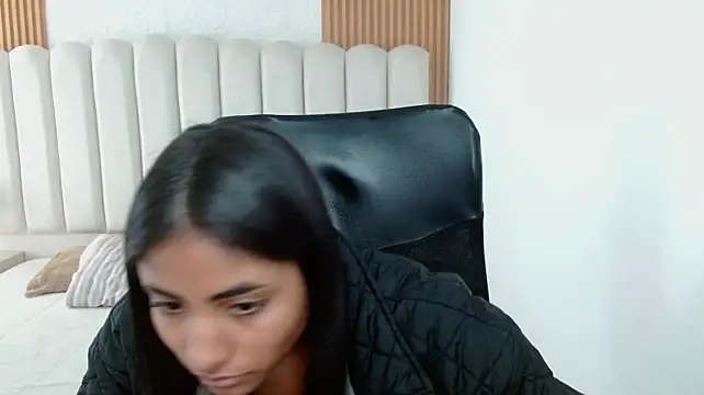 دردشة shaneelle الجنسية المباشرة