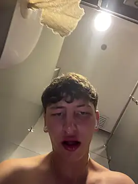 Chat XXX en directo de ARON_LUXX