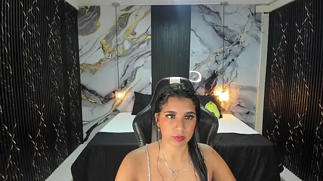 XXX chat uživo modela Ivy_16