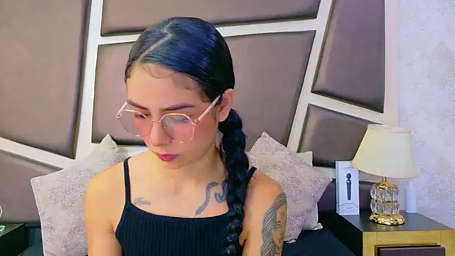 NicoleEsposito Obrolan Langsung XXX