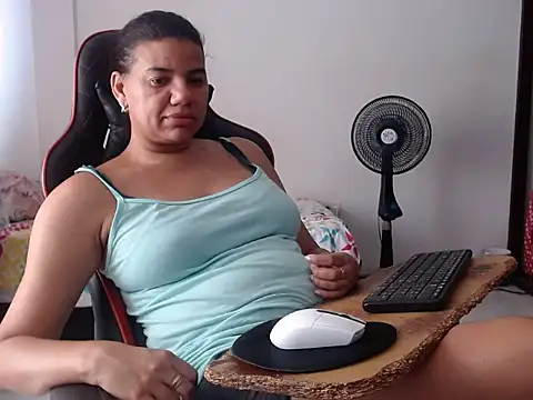 Adriana_0312 Live XXX-chat