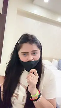 ashwariya23's Live XXX Chat