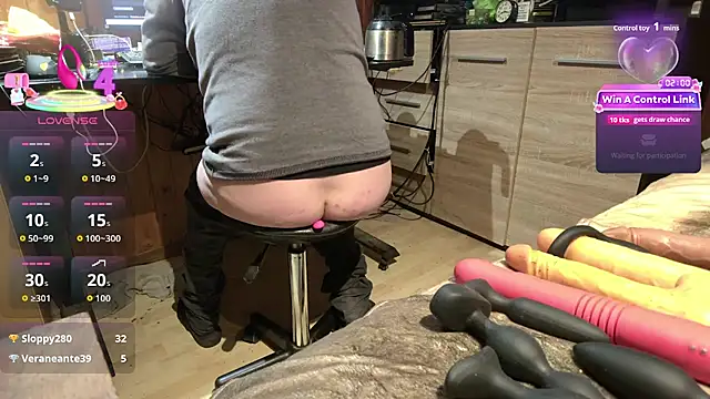 misteryman1956 Adlı Modelin Canlı XXX Sohbeti
