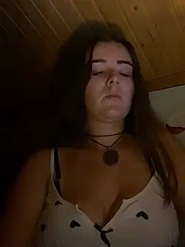 mewKate Chat XXX live