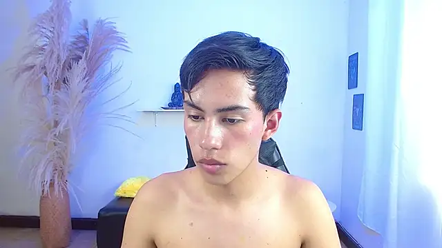 angelocum18 webcam show