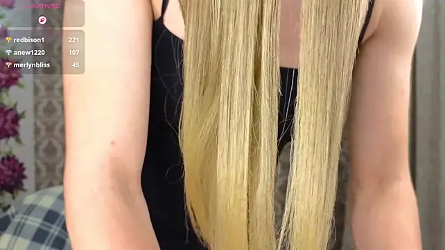 دردشة Anna_inHear الجنسية المباشرة