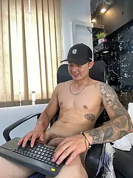 Alexander_ferre élő XXX-chatje