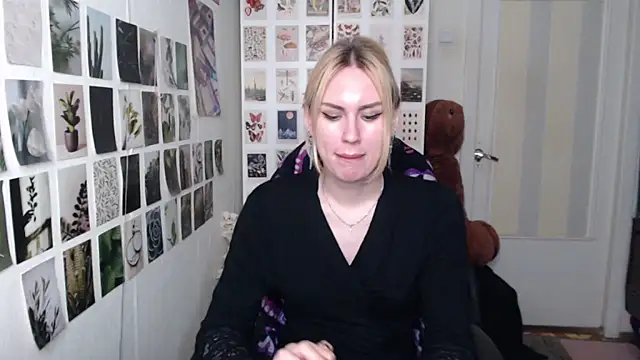 Pokazy przed kamerką – CapriScorpion