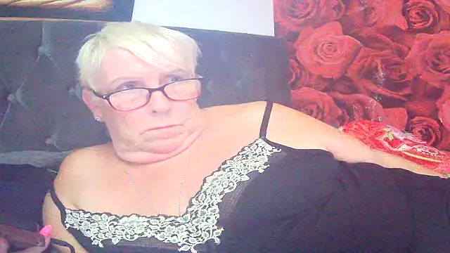 Playful_MILF_Demi Live XXX Chat