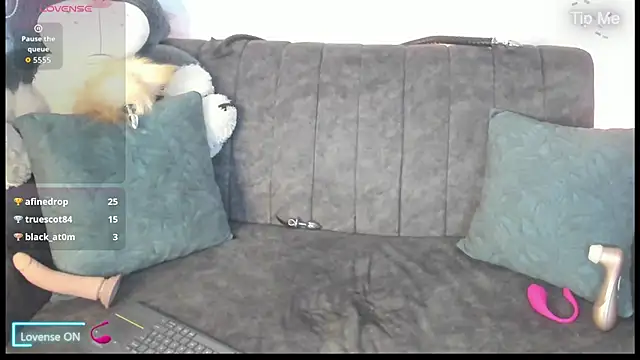 velmoonn Live XXX chat