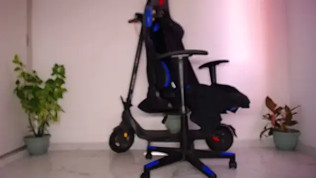 عرض كام MAXJONES_2