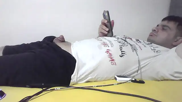 HotwifeAvcisiOlgunAdam 在線直播表演