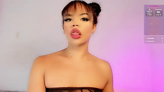 Malysha_xxx's Webcam Show