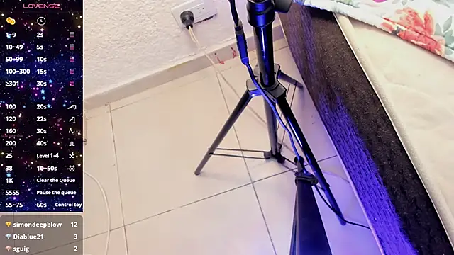 VALERIAQUEENTS__ 라이브 XXX 채팅