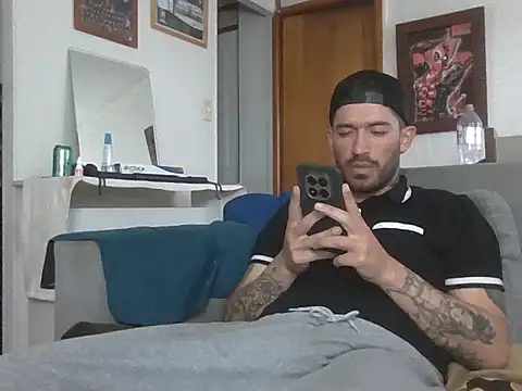jmyztikoxsteffyのウェブカメラショー