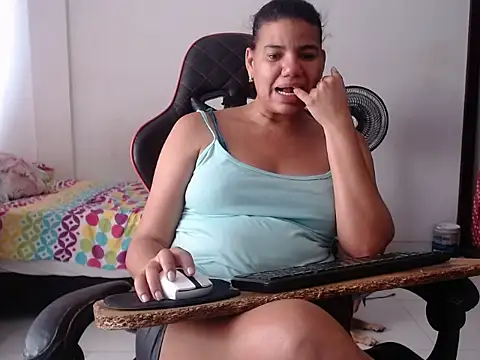 Adriana_0312 Live XXX-chat
