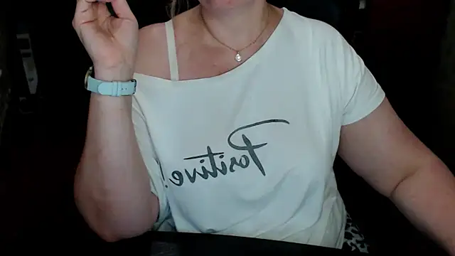 Show de AlisaHot55 na webcam