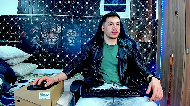 javiersexymann 라이브 XXX 채팅