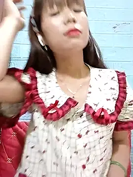 AmyLinee01 লাইভ XXX চ্যাট