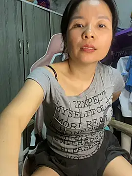 Ivy_Trix2 XXX чат на живо