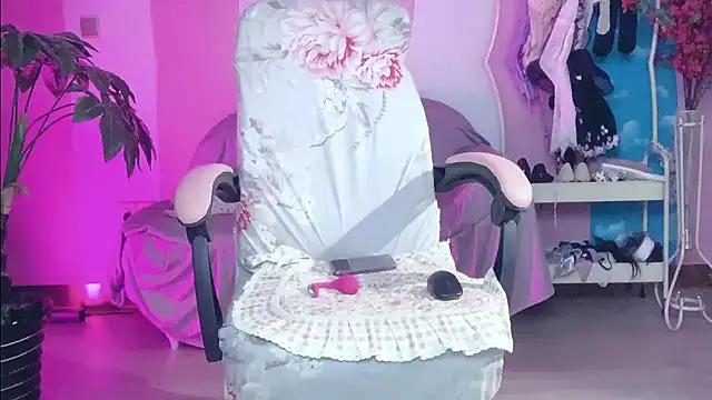 lililuo 即時 XXX 聊天
