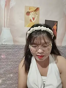 Cover-baa Live XXX Chat
