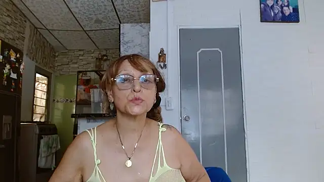 Živý XXX chat Lilly_macflyy