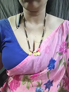 bhuvana_555 Chat XXX in diretta