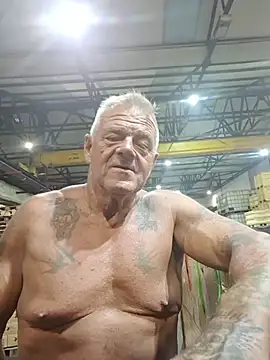 gymrat61 网络视讯表演