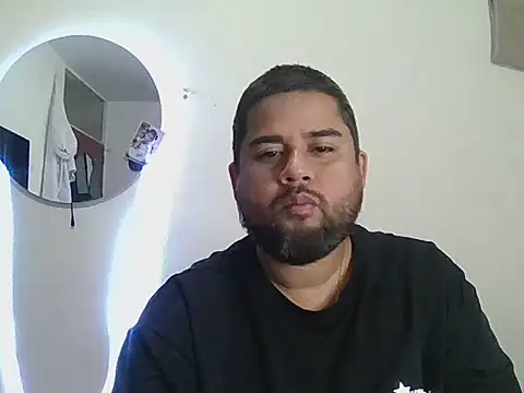 GABRIELGARCIA1313 Show Webcam