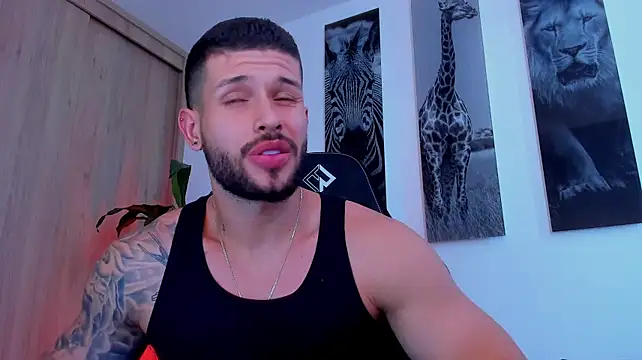 Santos_ramirez1 Show in webcam