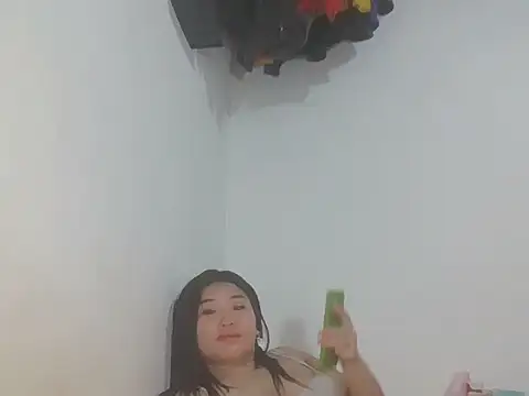 Chat +18 de Zyeiii ao vivo