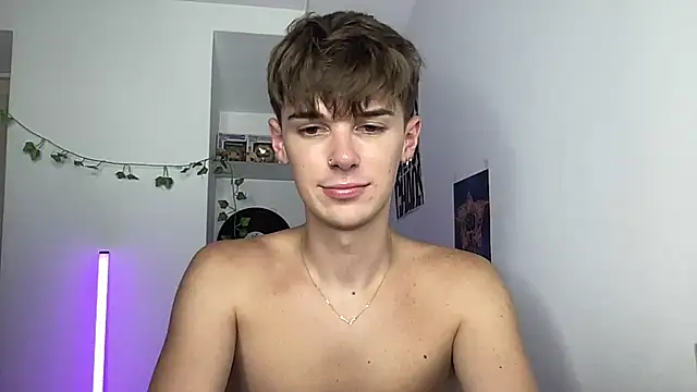 YourMilkyGuyのウェブカメラショー