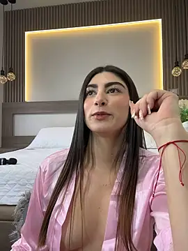 evelyn_hills Chat XXX in diretta
