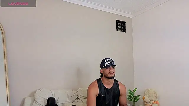 Maxi_and_Ares Live XXX-chat